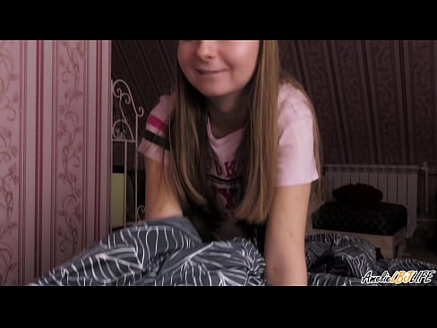 ❤️ Blondie uning BFF ning chuqur so'radi va uning og'ziga Jum oladi ️ Sifatli pornoda pornoda uz.hellporno-com.ru